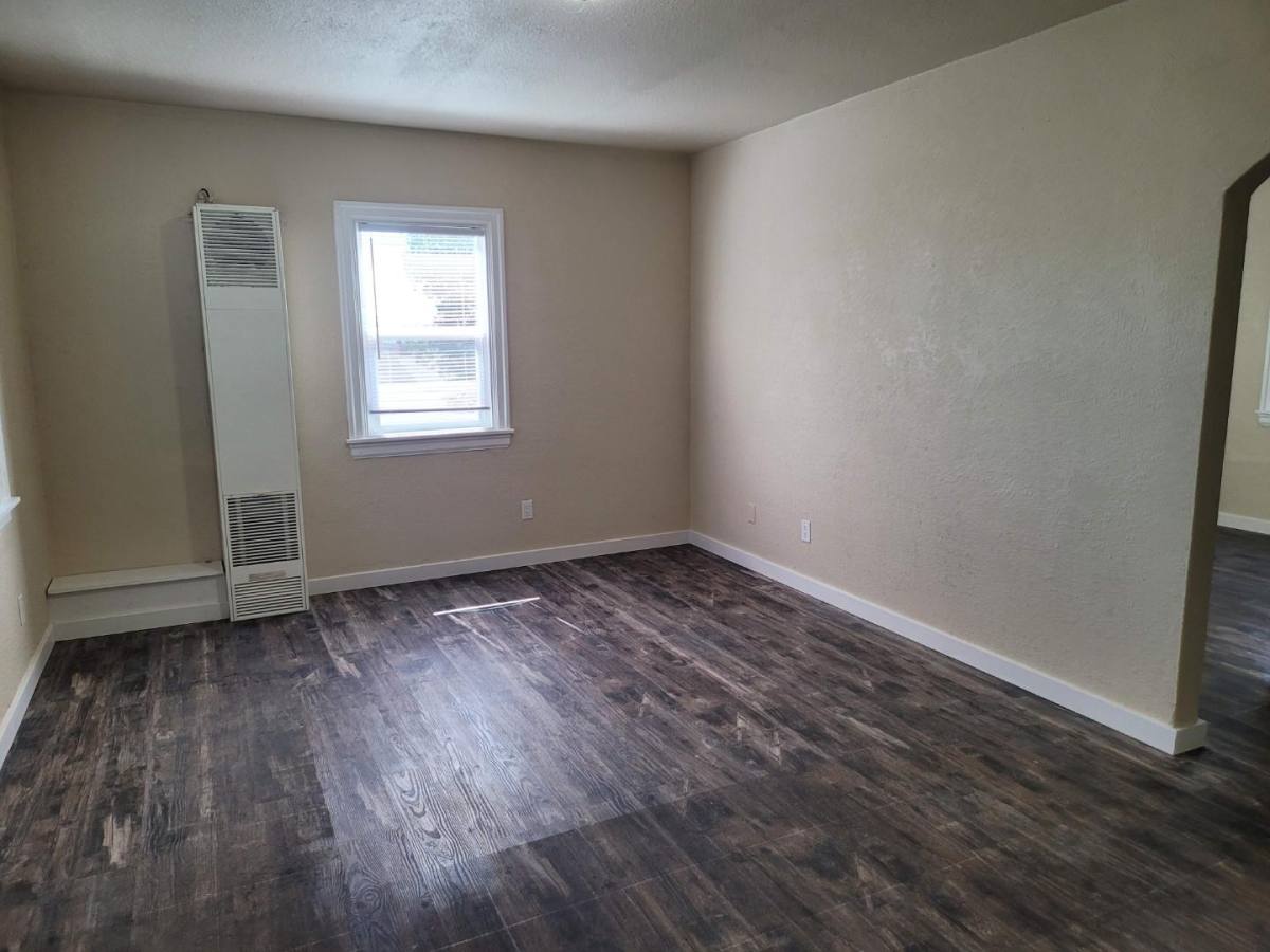Apartment for rent at 318 N Laguna St #1, Klamath Falls, OR 97601