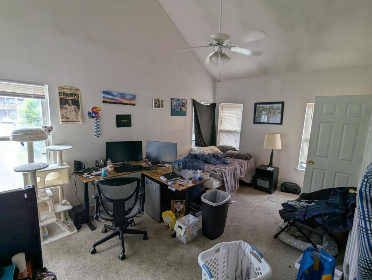 Apartment for rent at 911 Arkansas St, Lawrence, KS 66044