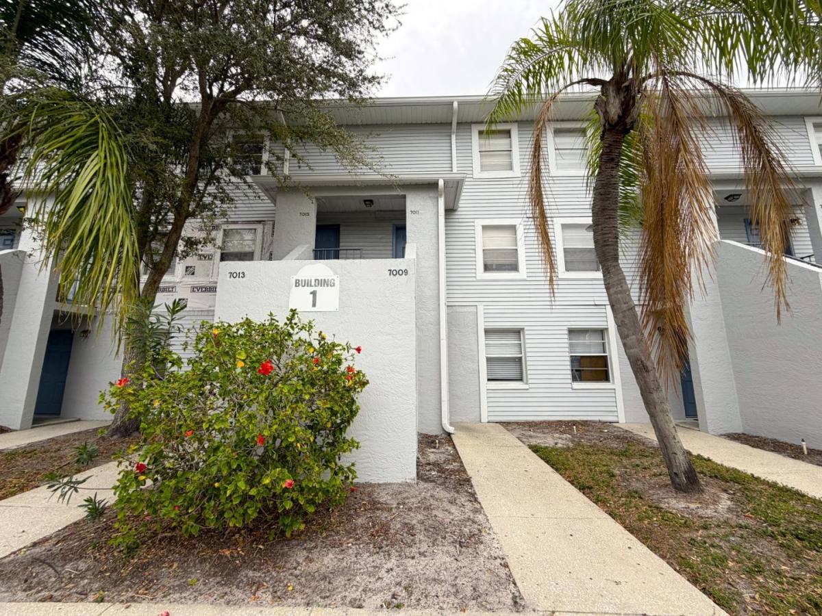 Condo for rent at The Apartment of River Oaks, 7009 Waterside Dr #103, Tampa, FL 33617