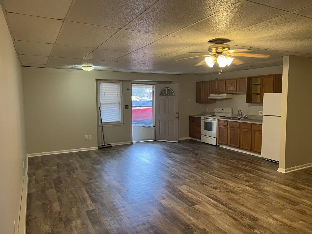 Apartment for rent at 454 E Grafton Rd #B, Fairmont, WV 26554