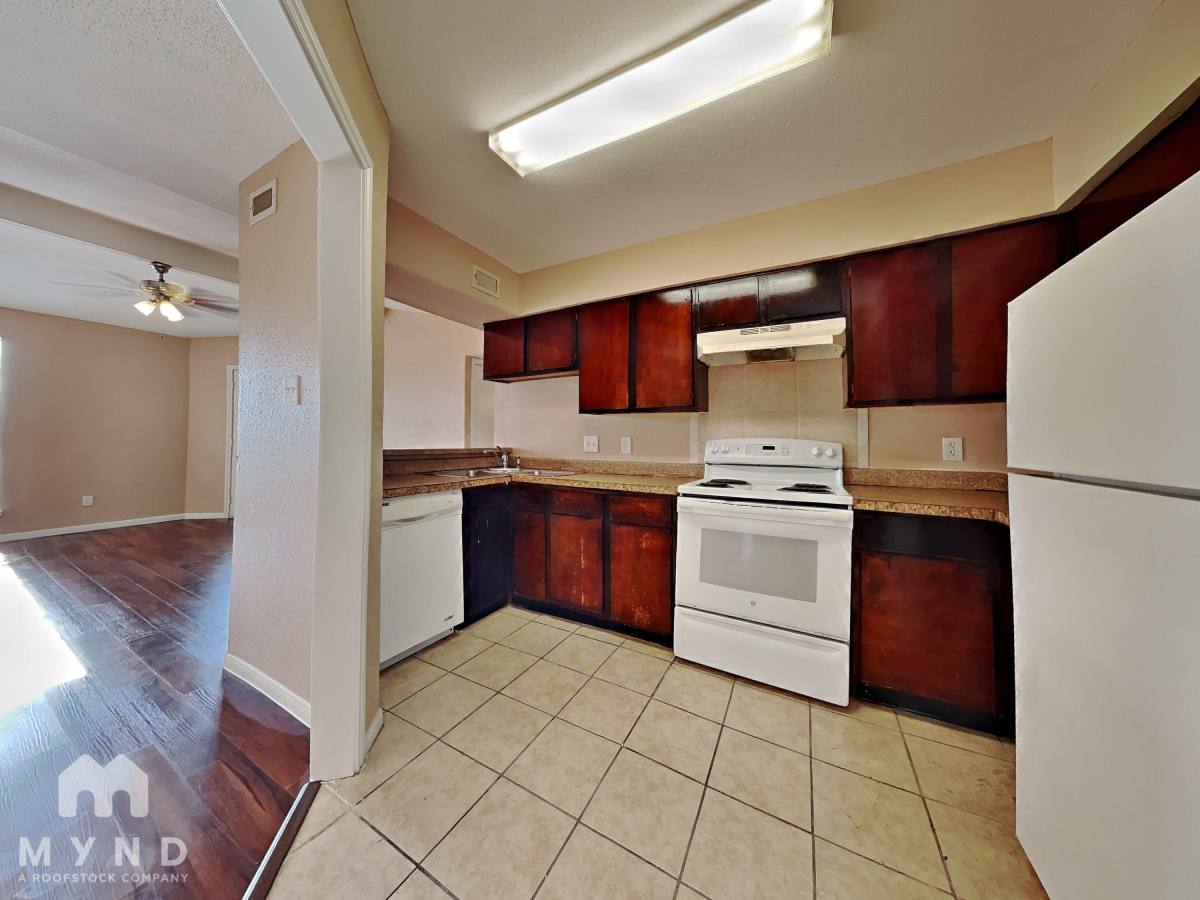 Apartment for rent at Piper's Crossing, 12500 Sandpiper Dr, Houston, TX 77035