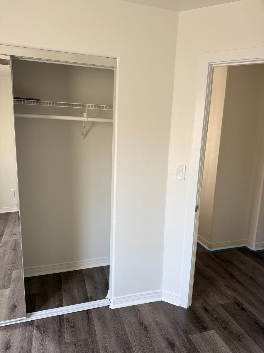 House for rent at 6804 11th Ave, Los Angeles, CA 90043