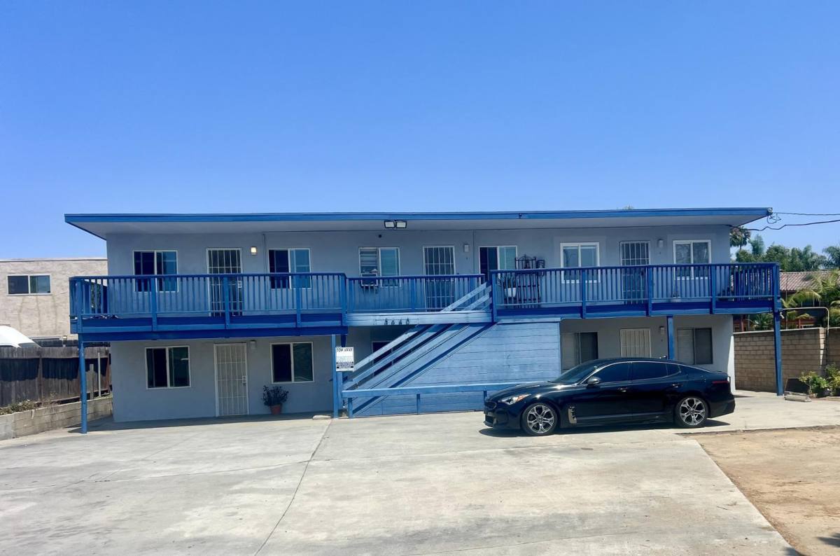 Apartment for rent at 3640 Pio Pico Dr #C, Carlsbad, CA 92008