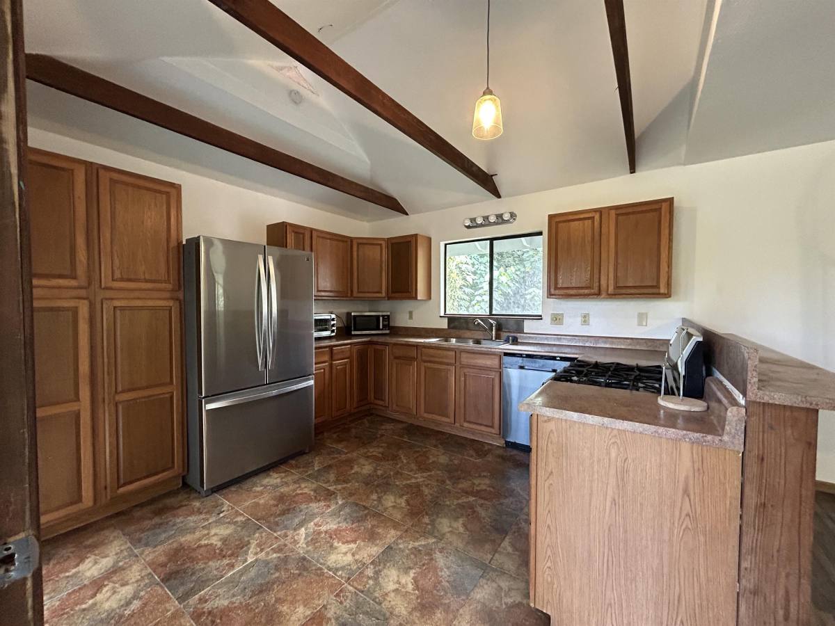 House for rent at 15 23rd Ave #TOP, Keaau, HI 96749
