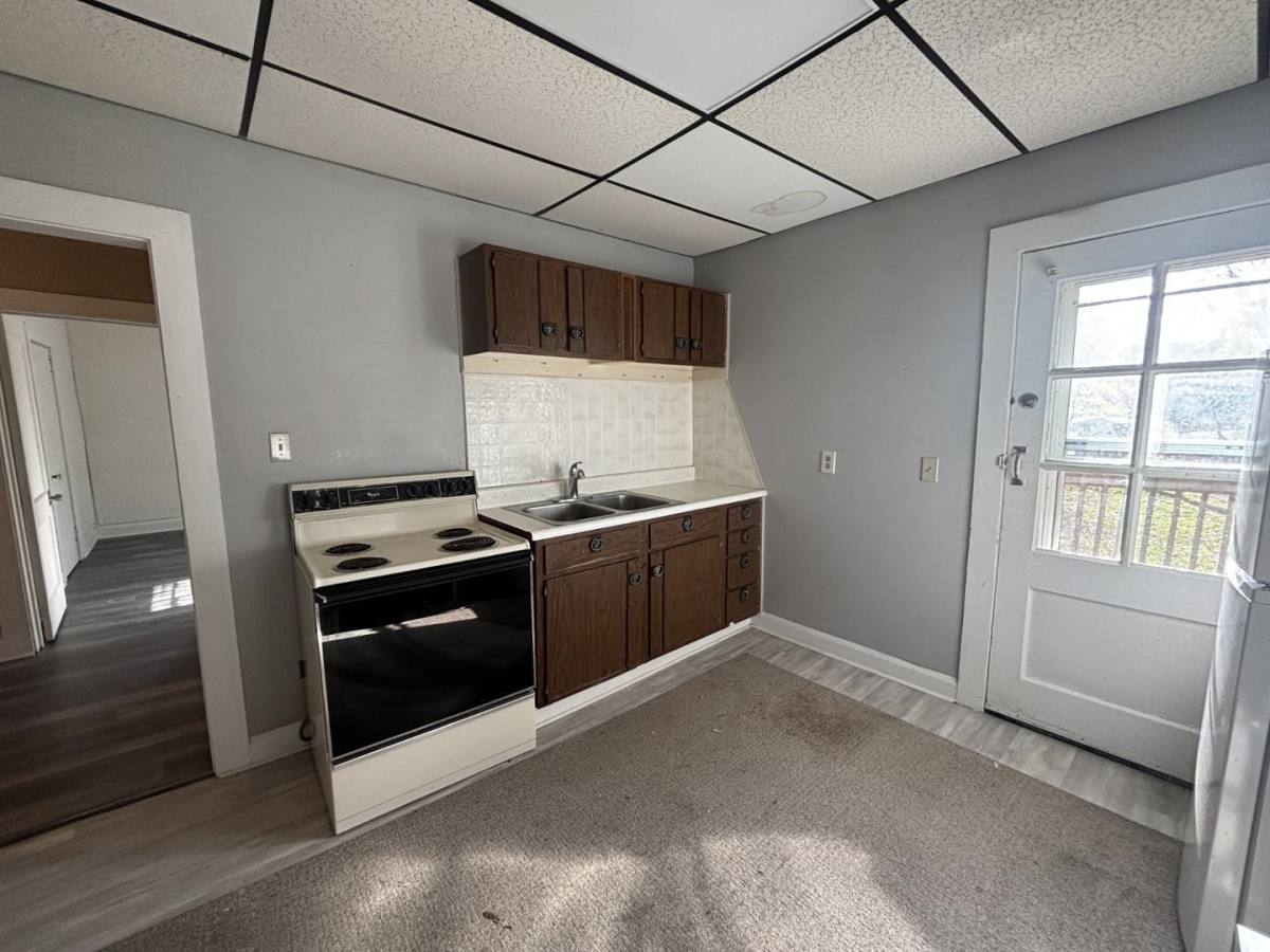 House for rent at 52 Sexton St #2, Struthers, OH 44471