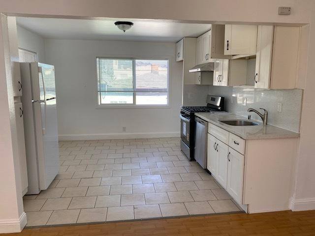 Apartment for rent at 1132 69th Ave #1, Oakland, CA 94621