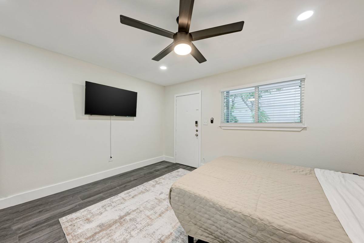 Apartment for rent at 2302 Leon, Austin, TX 78705