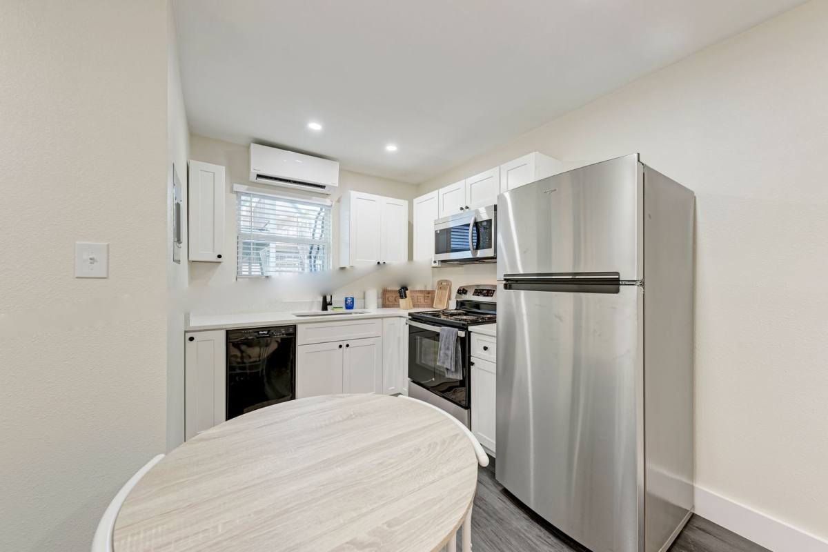 Apartment for rent at 2302 Leon, Austin, TX 78705