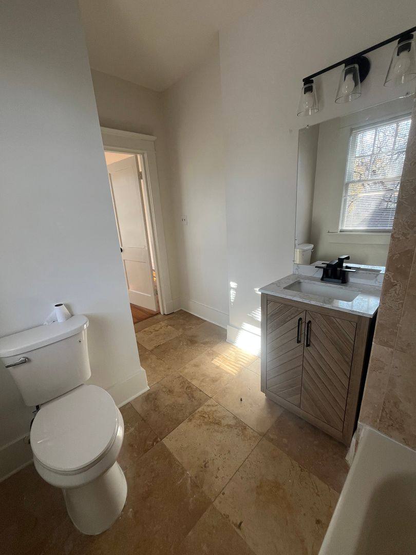 Apartment for rent at 115 Stonewall St, Memphis, TN 38104