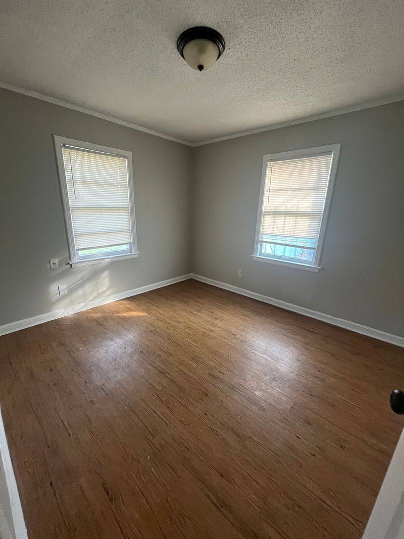 House for rent at 1659 S Cooper St, Memphis, TN 38114