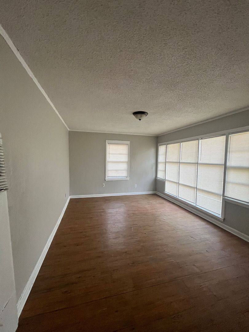 House for rent at 1659 S Cooper St, Memphis, TN 38114
