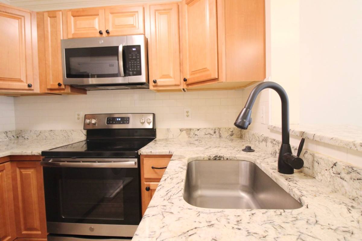 Condo for rent at 1380A Hunters Rd, Harrisonburg, VA 22801