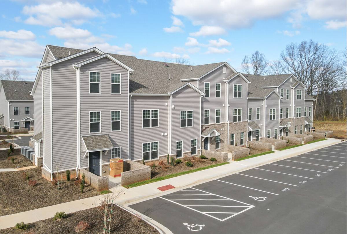 Townhouse for rent at 1816 Wards Ferry Rd, Lynchburg, VA 24502