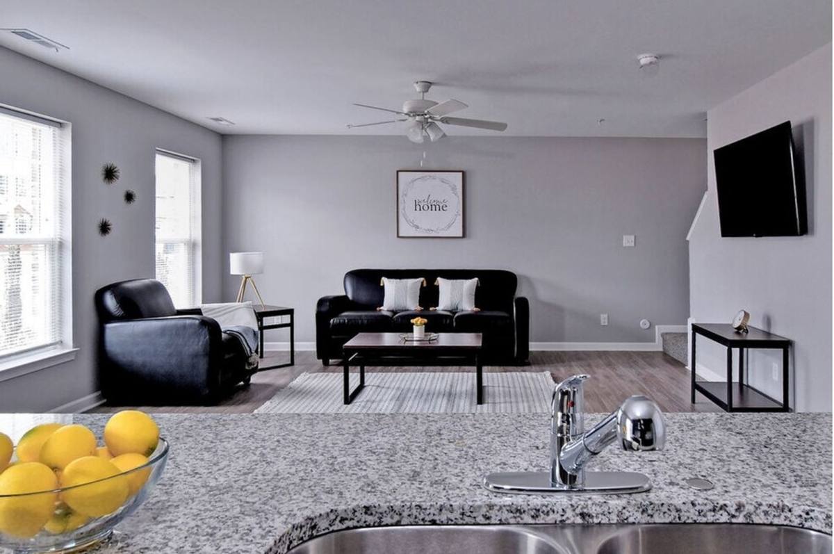 Townhouse for rent at 1816 Wards Ferry Rd, Lynchburg, VA 24502