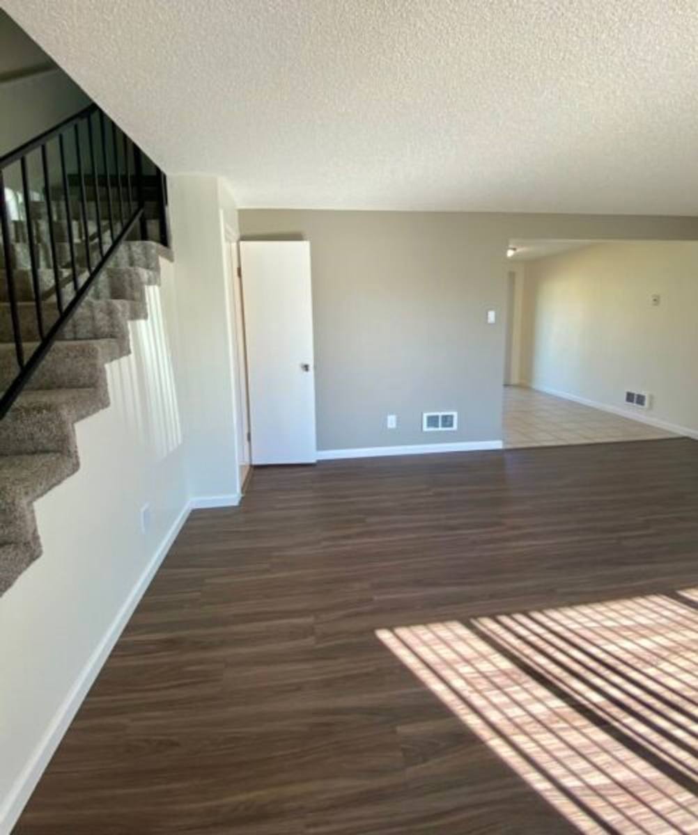 Townhouse for rent at 1710 Valley Ave E, Sumner, WA 98390