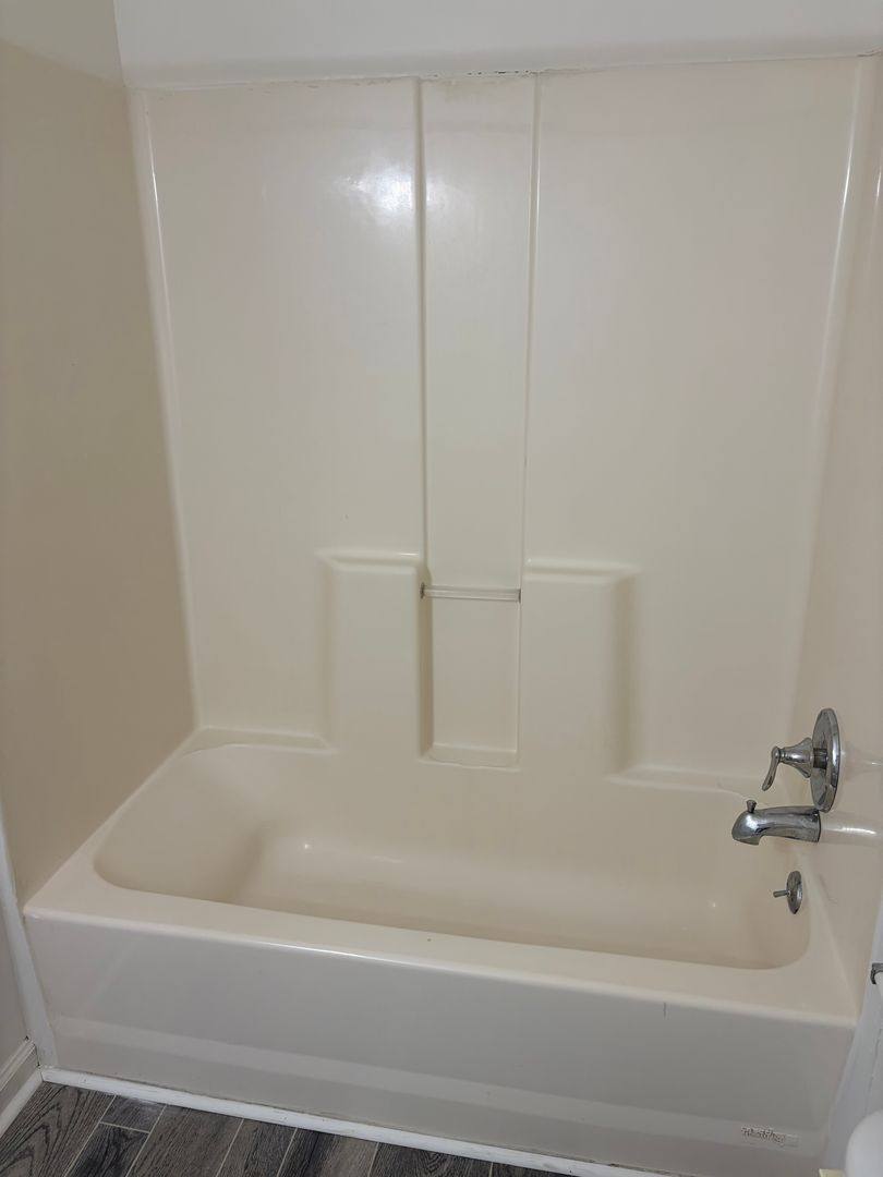Apartment for rent at 1364 Campbell St, Jackson, TN 38305