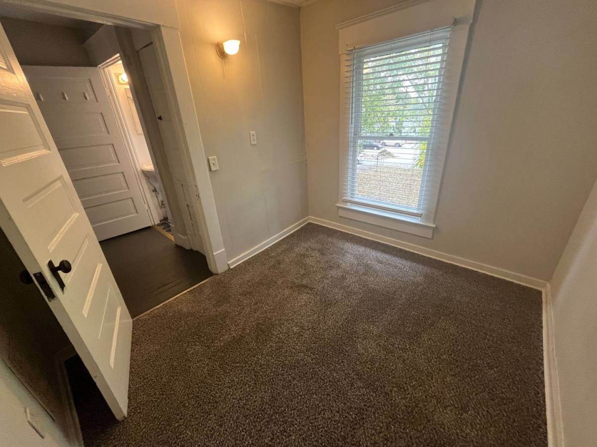 Apartment for rent at 910 N 9th St, Lafayette, IN 47904