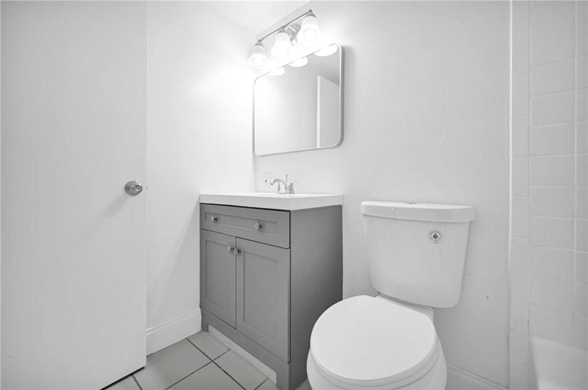 Apartment for rent at 7550 Stirling Rd, Hollywood, FL 33024