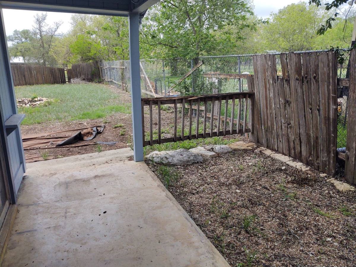 Apartment for rent at 705 & 707 Allen St, San Marcos, TX 78666