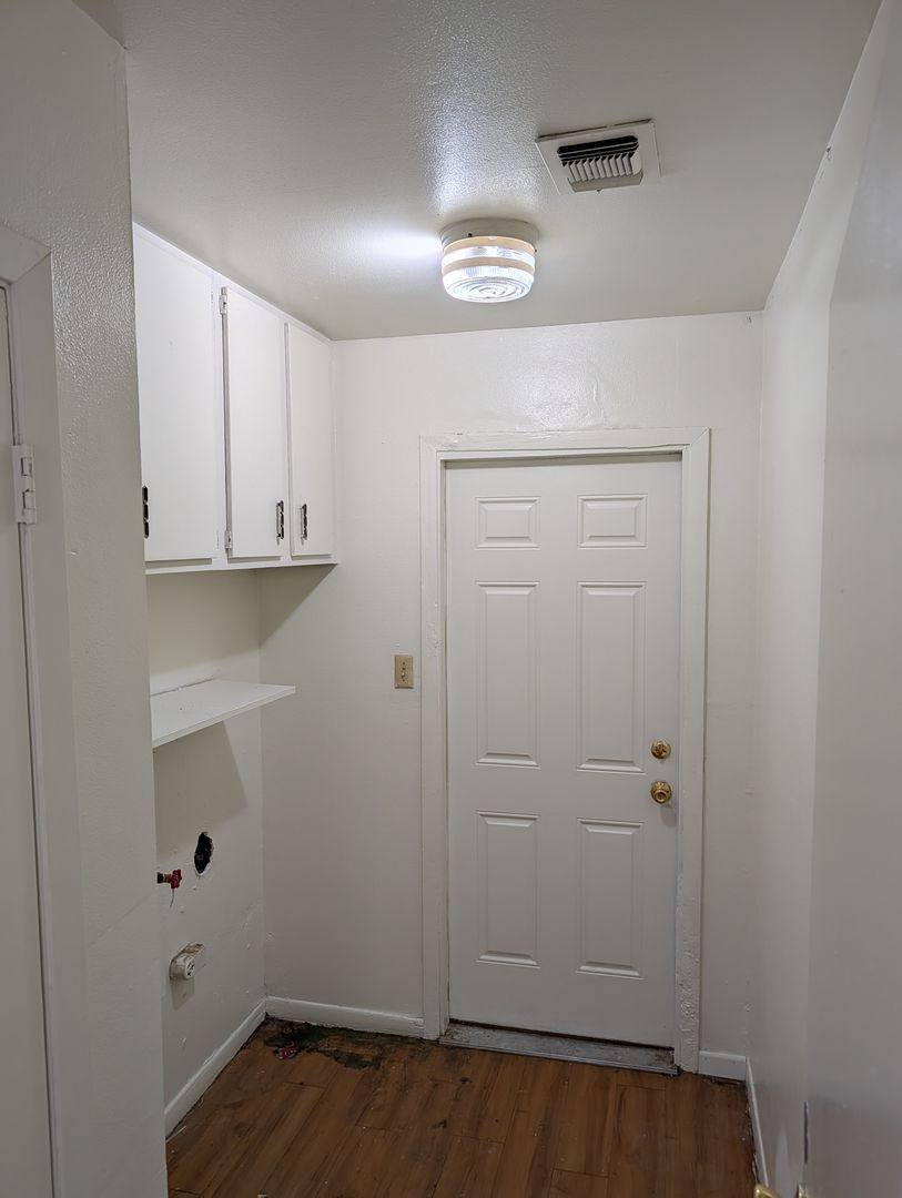 705 & 707 Allen St, San Marcos, TX 78666 - Apartment for Rent - Image 6