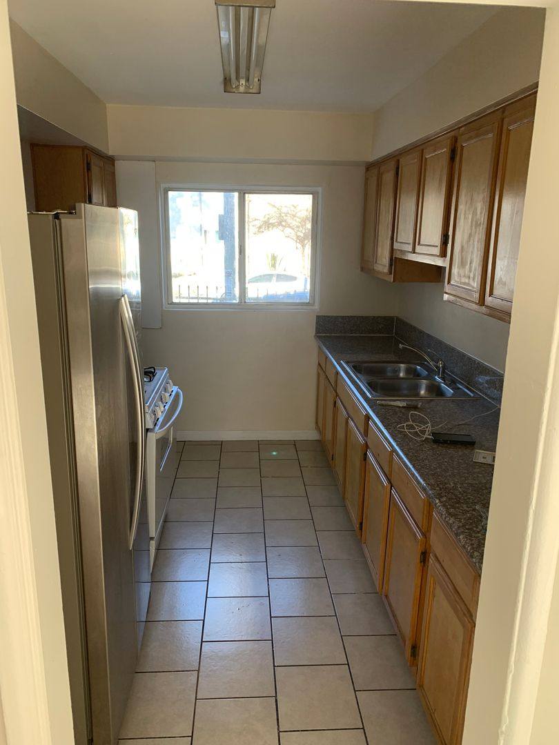Apartment for rent at 3851 Coco Ave, Los Angeles, CA 90008