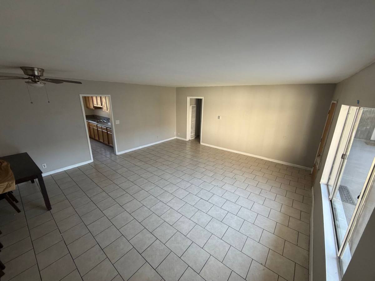 Apartment for rent at 3851 Coco Ave, Los Angeles, CA 90008