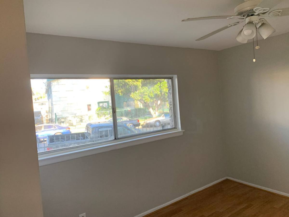 Apartment for rent at 3851 Coco Ave, Los Angeles, CA 90008