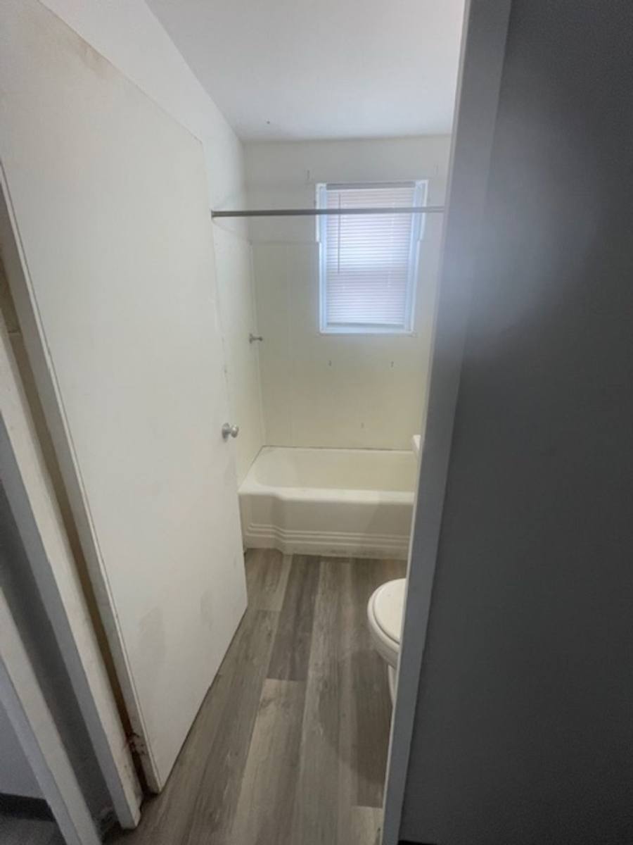 Apartment for rent at 828 SW Illinois Ave, Huron, SD 57350