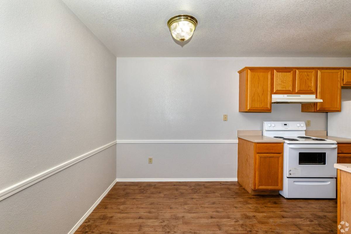 Apartment for rent at 1715 N Main St, McPherson, KS 67460