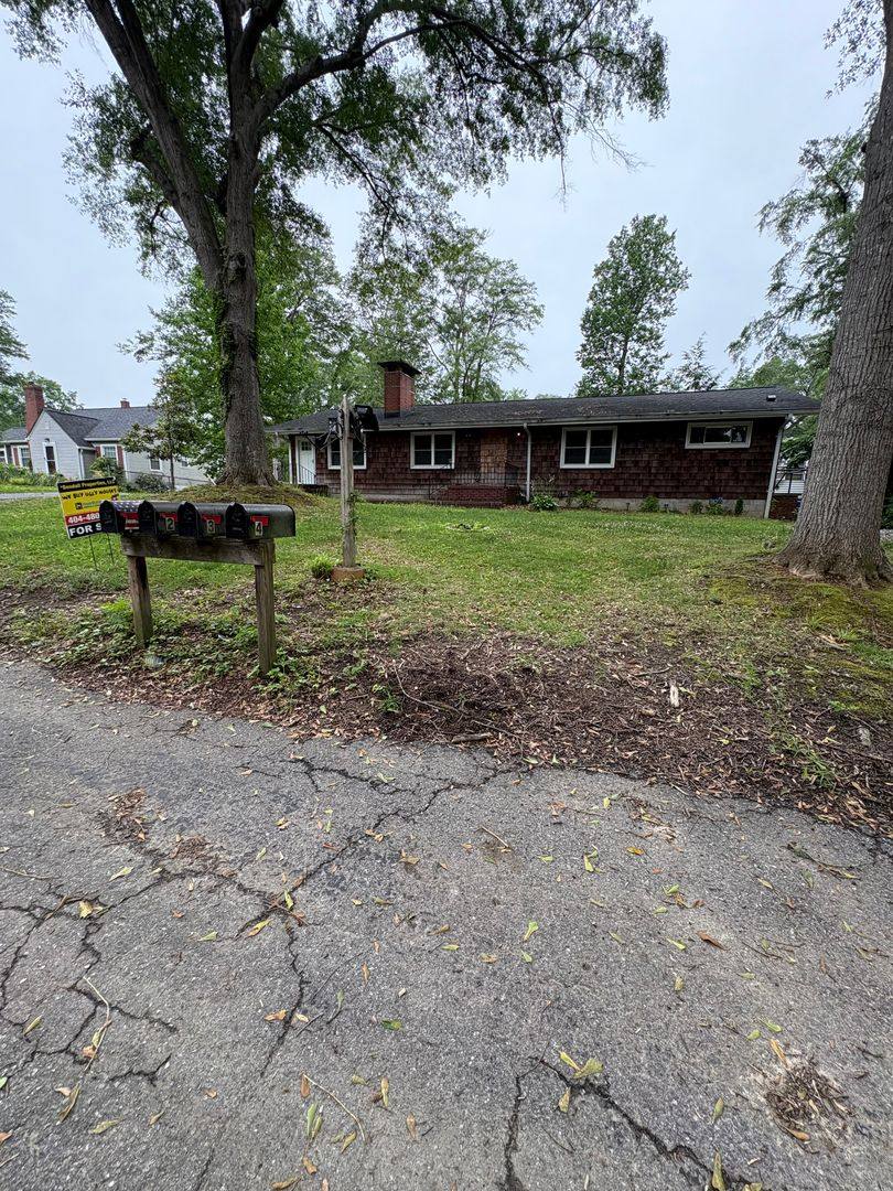 Apartment for rent at 114 Brookside Rd, Spartanburg, SC 29301