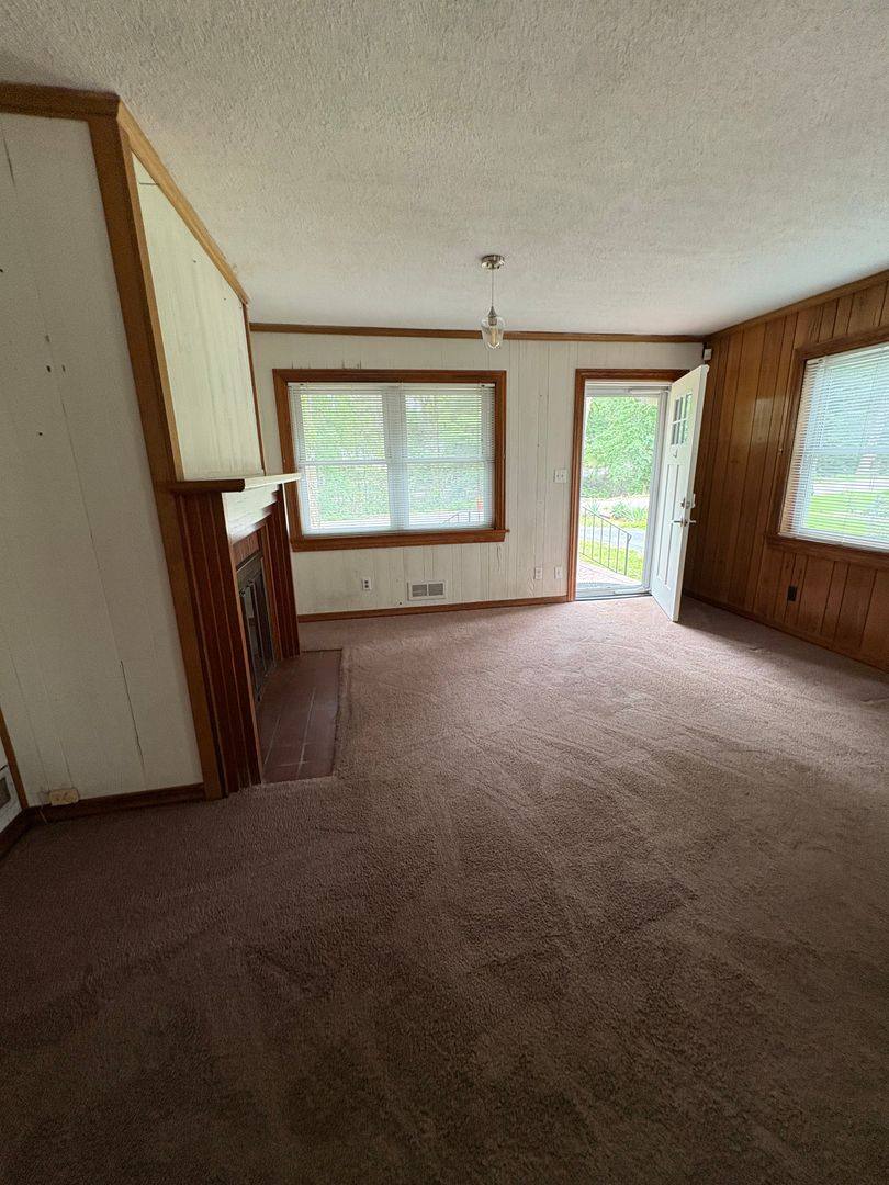 Apartment for rent at 114 Brookside Rd, Spartanburg, SC 29301
