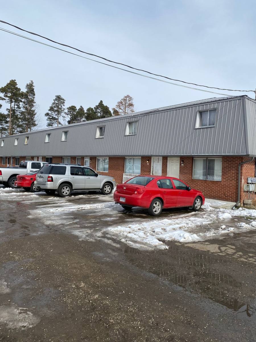 Townhouse for rent at 836 S 13th St, Sebring, OH 44672