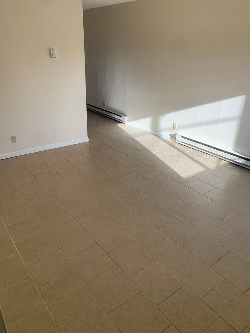 Townhouse for rent at 836 S 13th St, Sebring, OH 44672