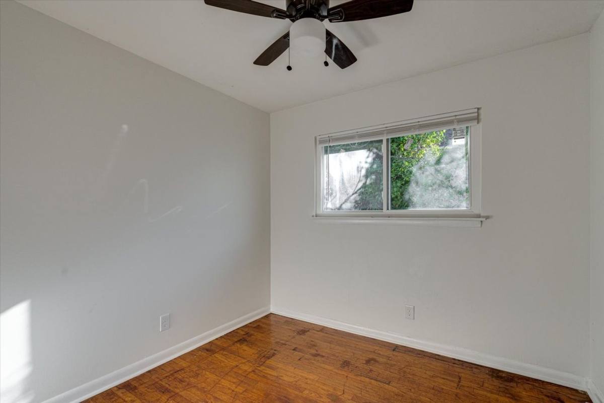 Apartment for rent at 1002 Belmeade Ave, Chattanooga, TN 37411