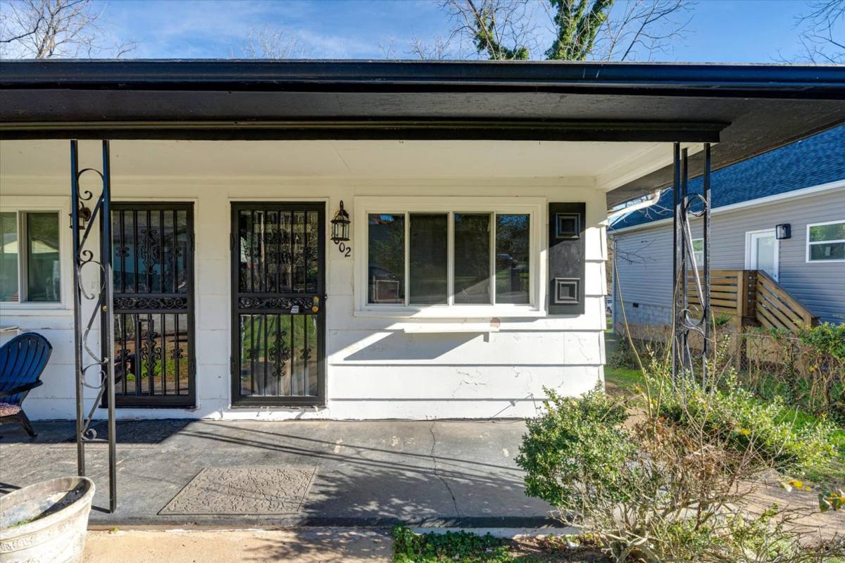 Apartment for rent at 1002 Belmeade Ave, Chattanooga, TN 37411