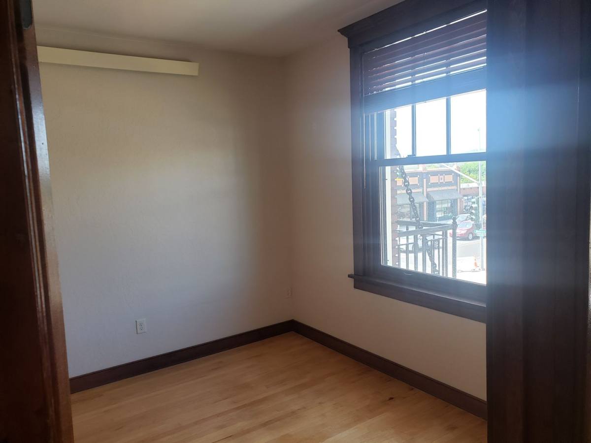 Apartment for rent at 806 N Monroe, Spokane, WA 99201