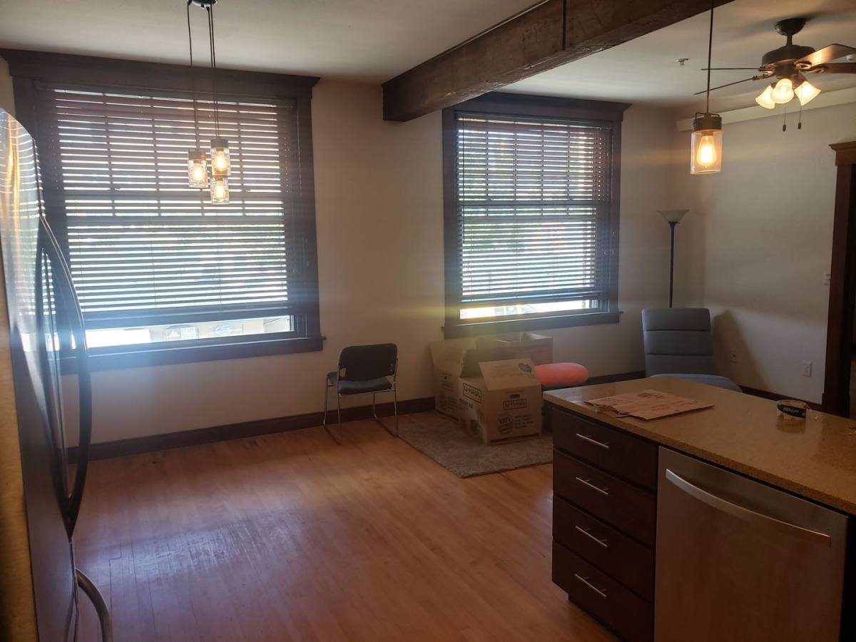 Apartment for rent at 806 N Monroe, Spokane, WA 99201