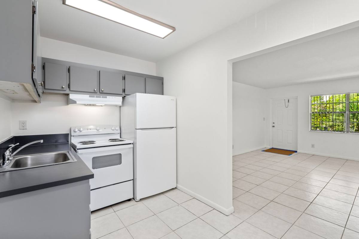 Apartment for rent at 1499 NW 15th Ave, Boca Raton, FL 33486