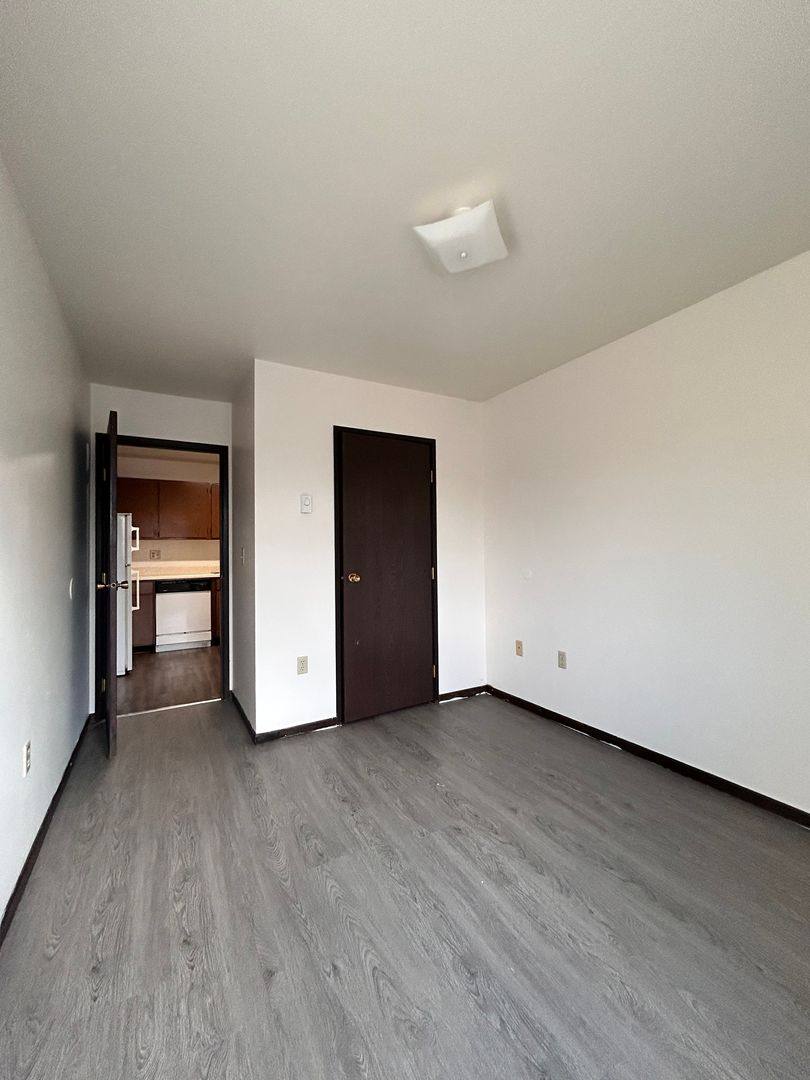 Apartment for rent at 461 Grant St, Stanley, WI 54768