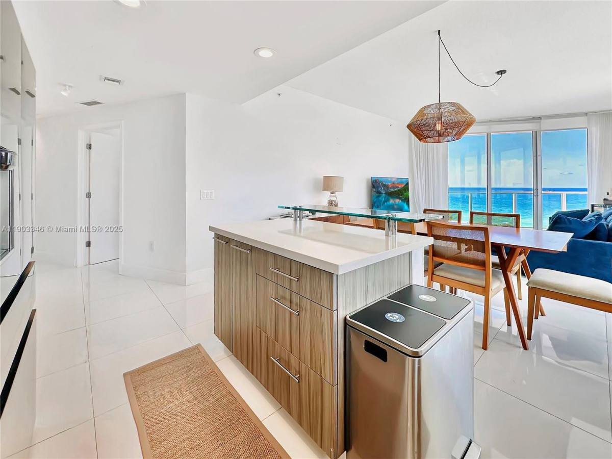 House for rent at 6700 Indian Creek Dr, Miami Beach, FL 33141