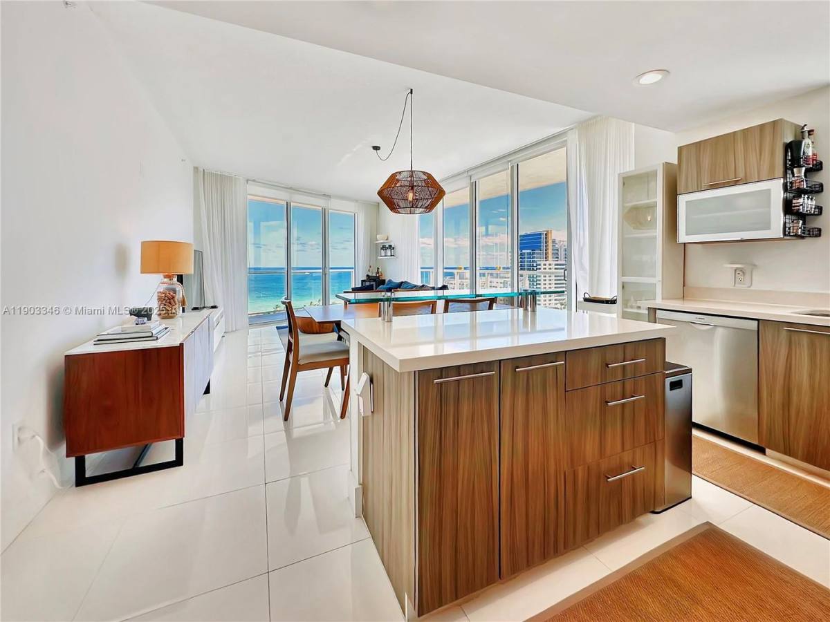 House for rent at 6700 Indian Creek Dr, Miami Beach, FL 33141