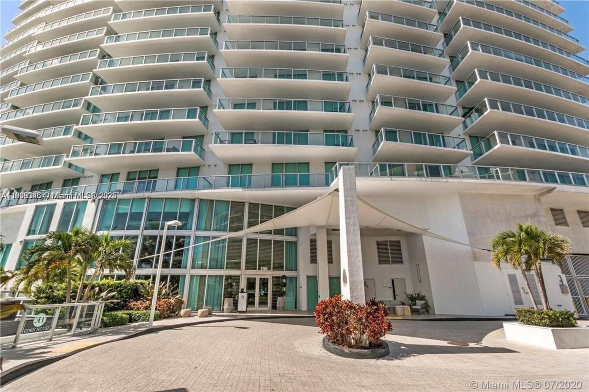 House for rent at 6700 Indian Creek Dr, Miami Beach, FL 33141