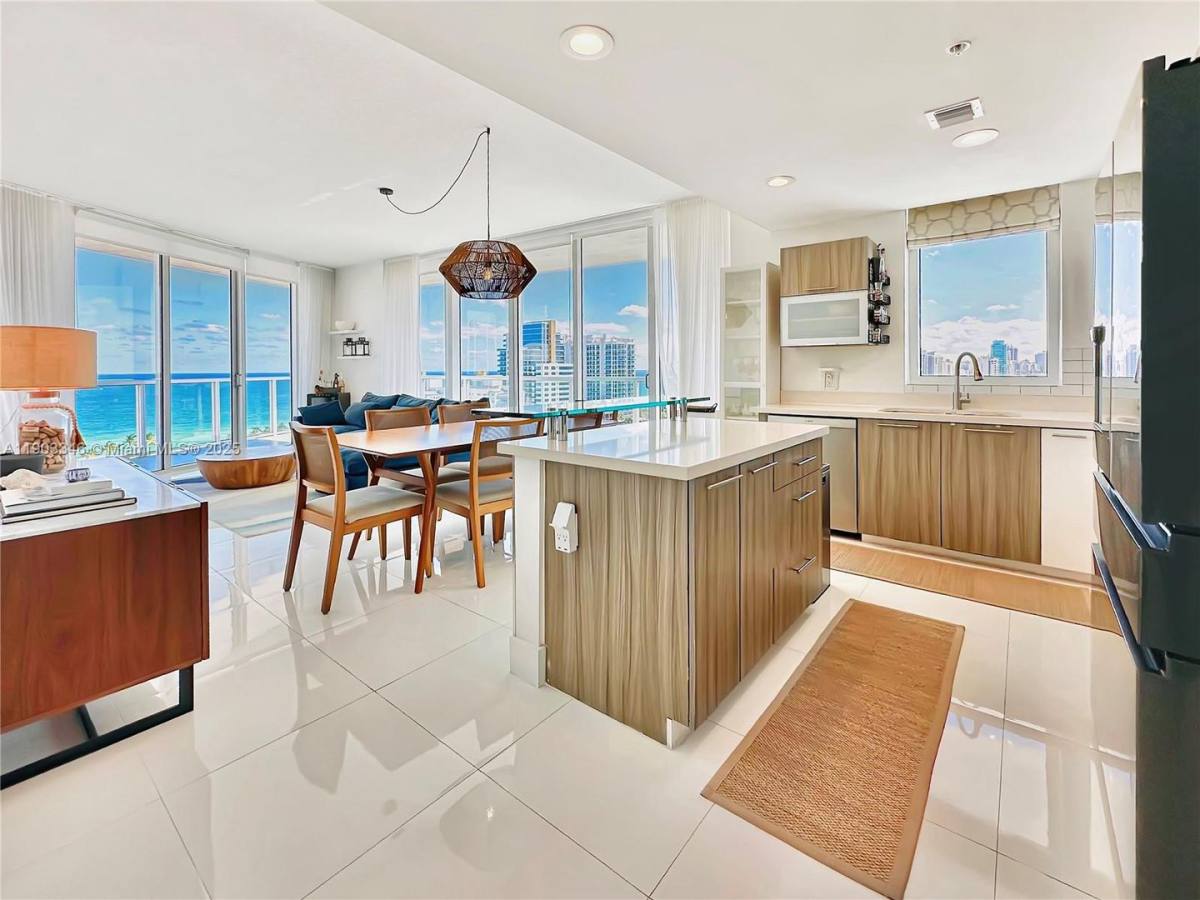 House for rent at 6700 Indian Creek Dr, Miami Beach, FL 33141