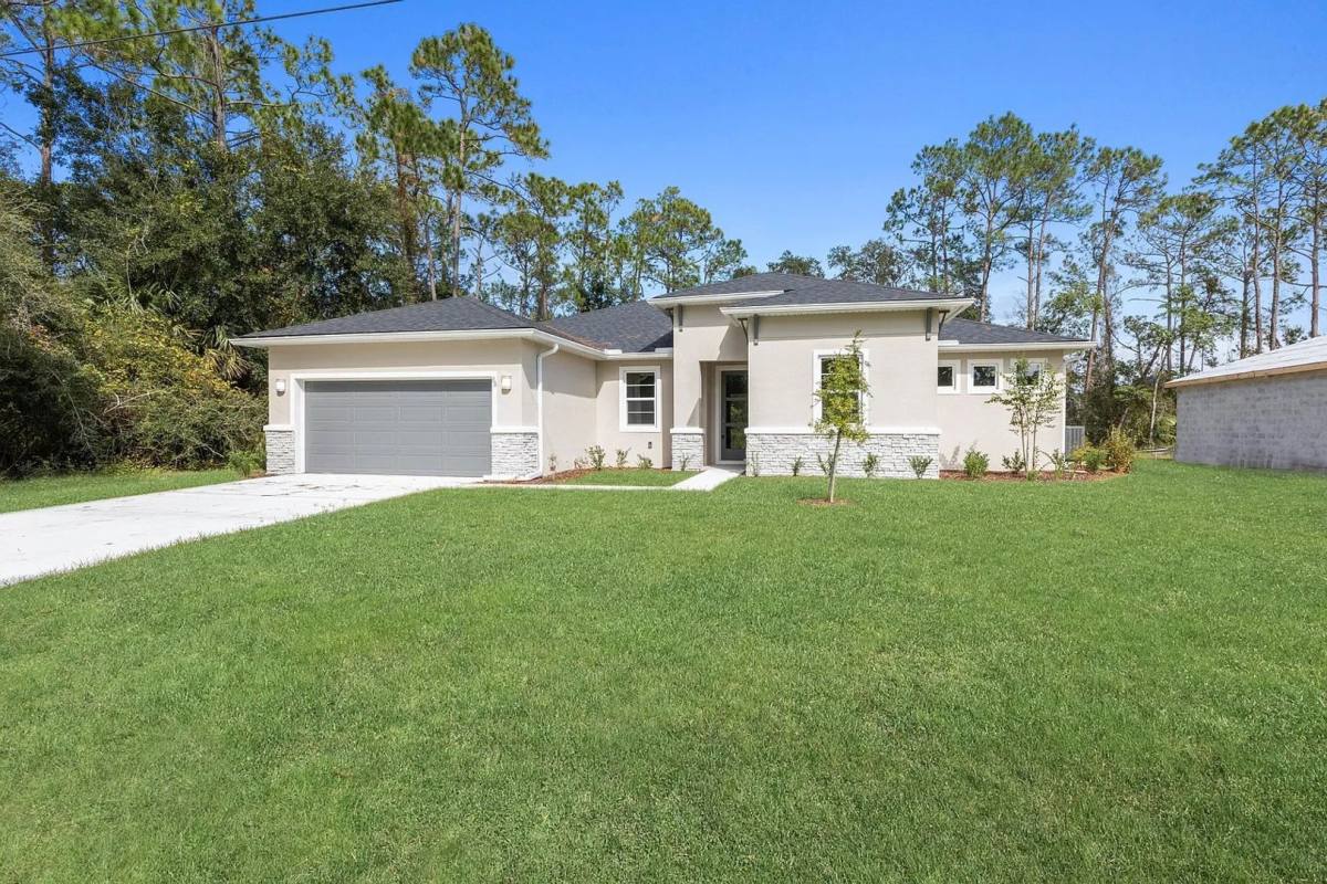 House for rent at 88 Boulder Rock Dr, Palm Coast, FL 32164