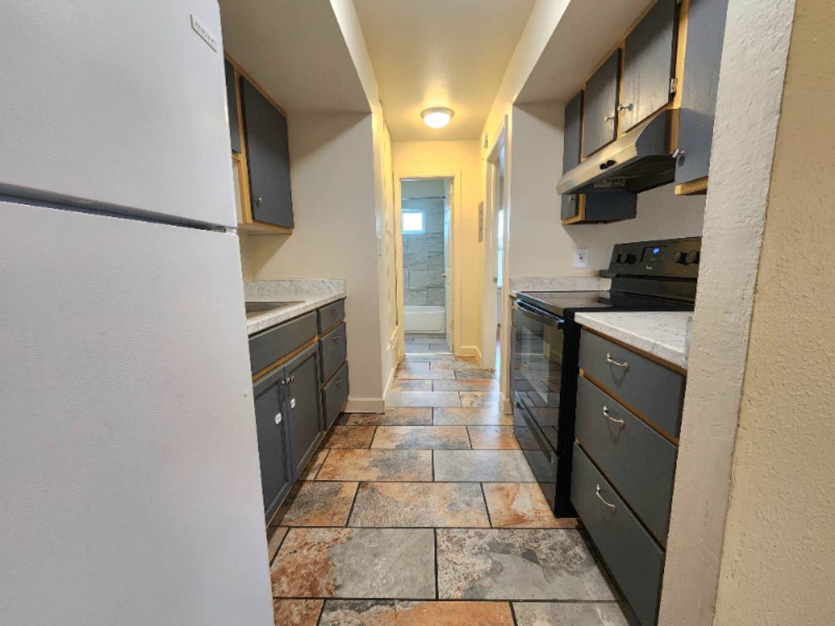 Apartment for rent at 520 W 11th St, Pueblo, CO 81003