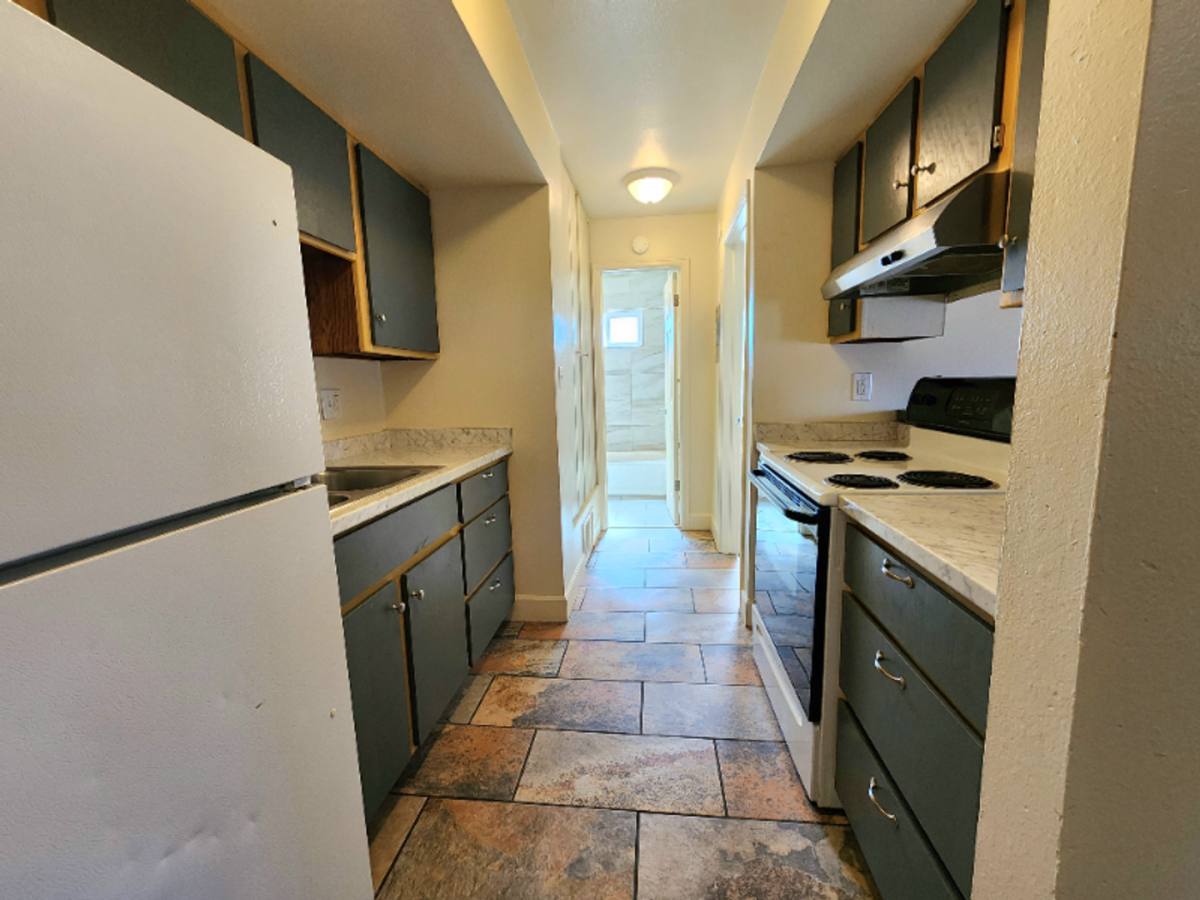 Apartment for rent at 520 W 11th St, Pueblo, CO 81003