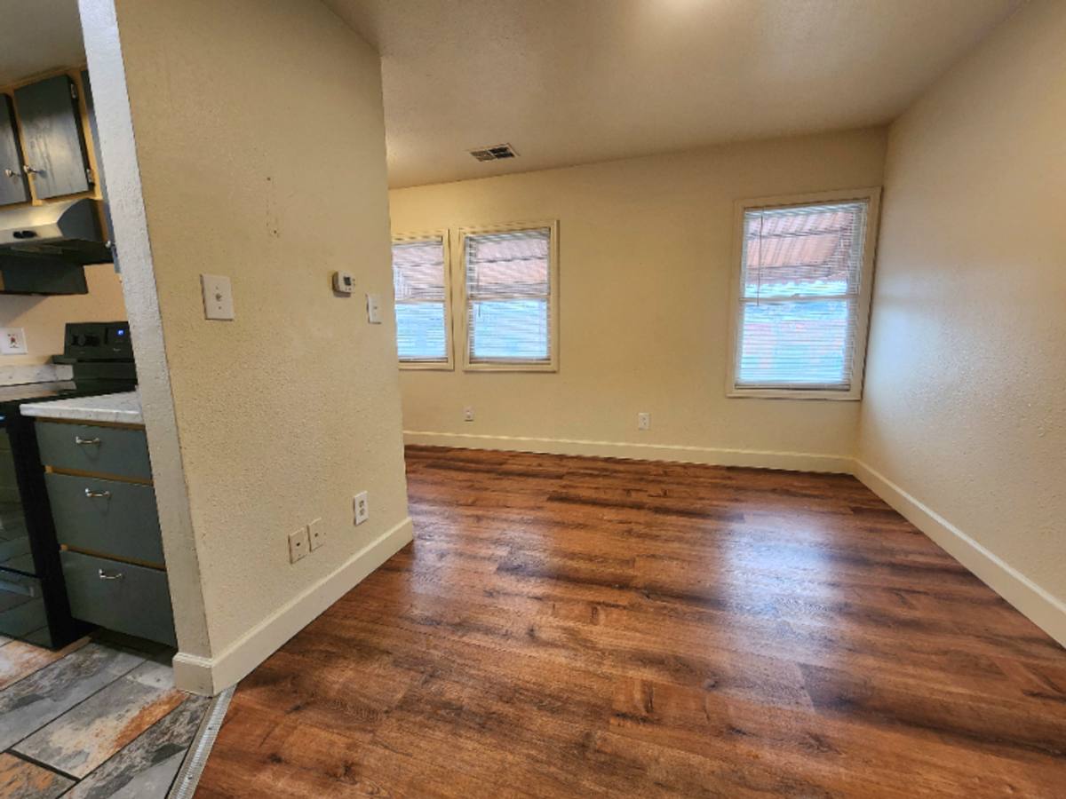Apartment for rent at 520 W 11th St, Pueblo, CO 81003