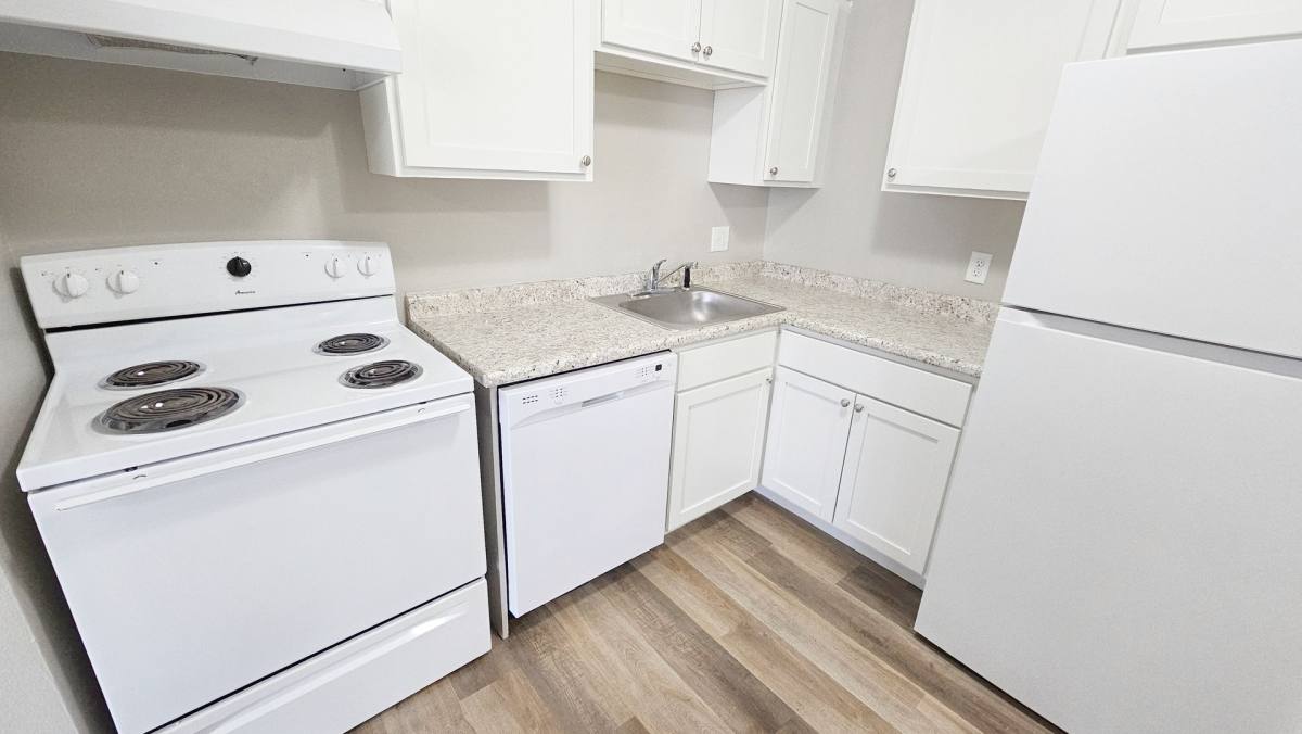 Apartment for rent at 1400 E Walnut St, Des Moines, IA 50316