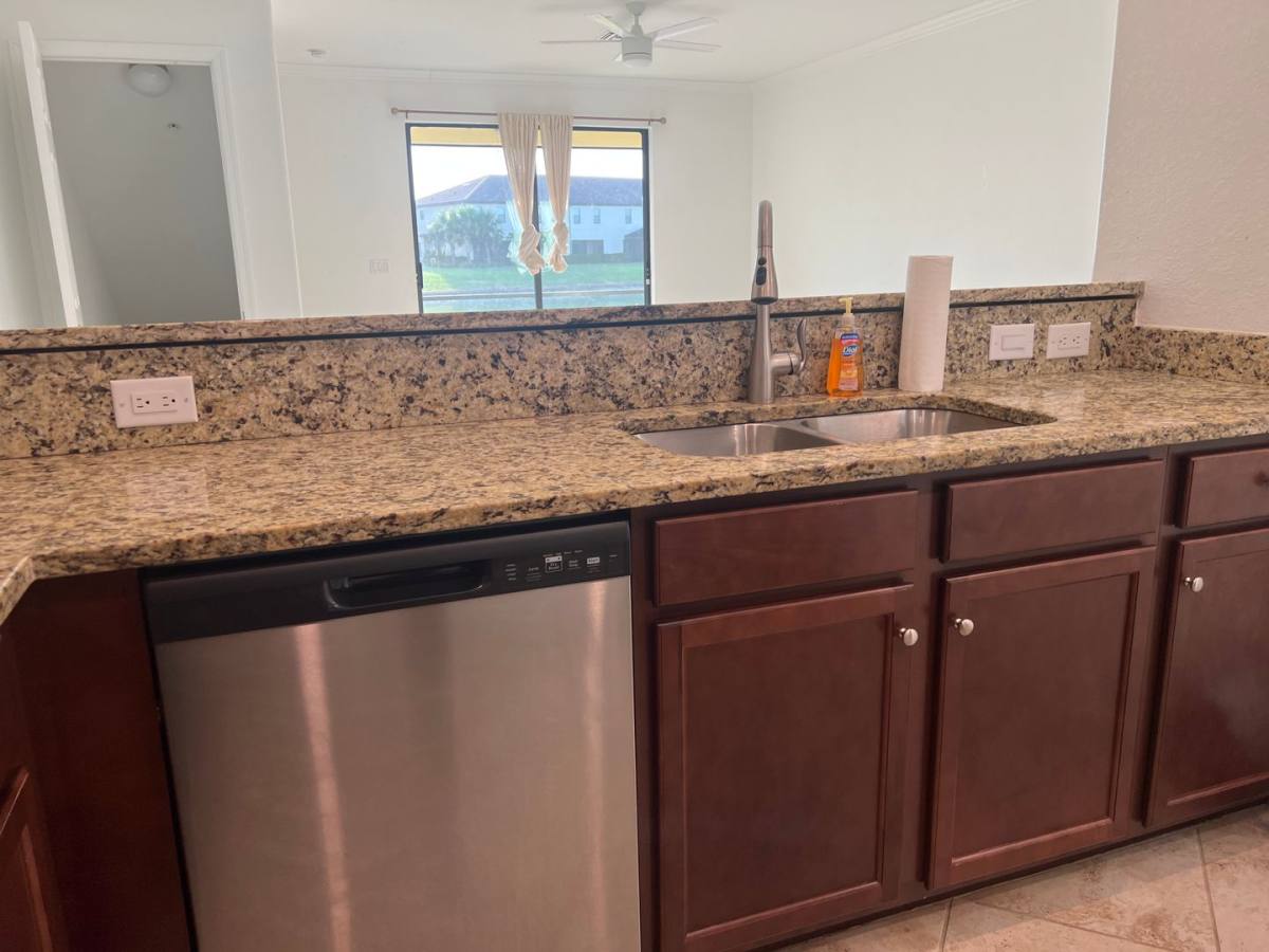 Townhouse for rent at 20417 Lagente Circle, Venice, FL 34293