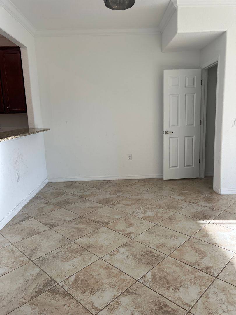 Townhouse for rent at 20417 Lagente Circle, Venice, FL 34293